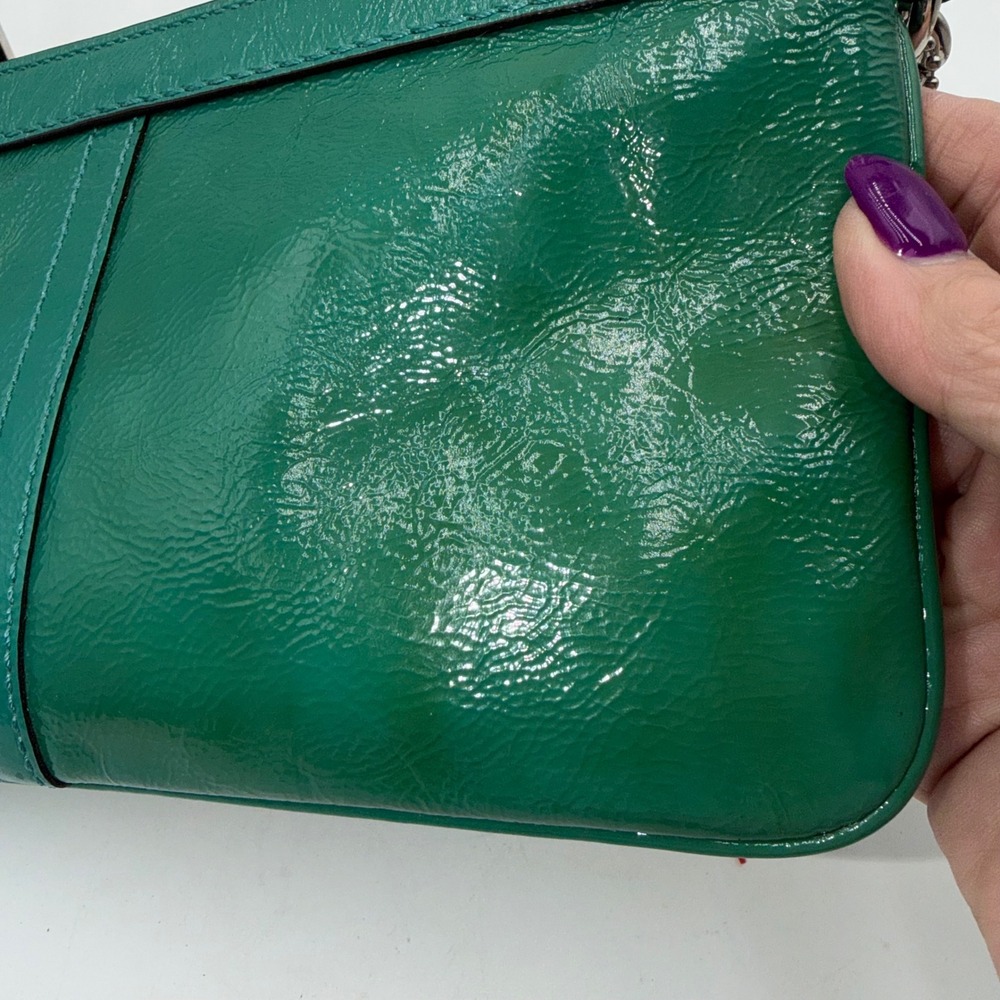 Coach Teal Green Patent Leather Wristlet Clutch Bag Glossy Crinkle Finish** - Picture 6 of 12